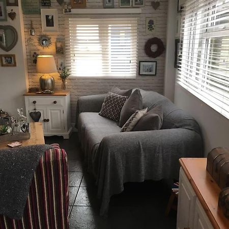 Herb Garden Bungalow Villa Nazeing Dış mekan fotoğraf