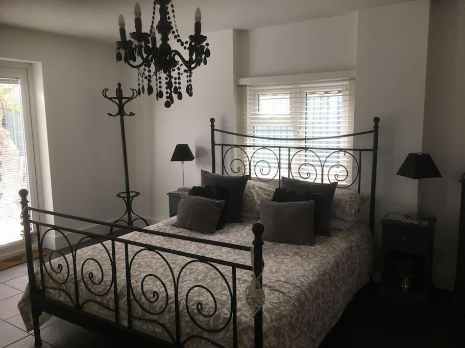 Herb Garden Bungalow Villa Nazeing Dış mekan fotoğraf